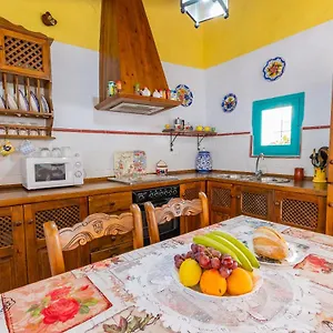 Сasa de vacaciones Casa Rosa, Con Encanto Y Piscinas Privadas, Frigiliana