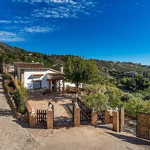 Сasa de vacaciones Amazing In With Kitchen, Frigiliana